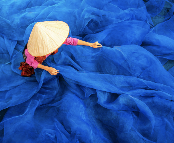 Advancing gender card